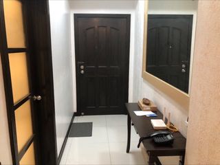 Semi-furnished 2 Bedroom Condo for Rent at Galeria de Magallanes