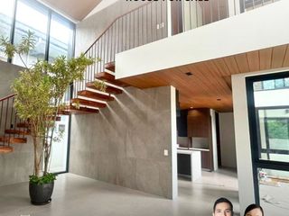 Neopolitan Brittany House for Sale!