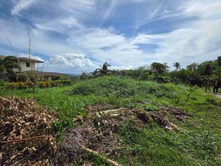 Lot for sale  in Plantation Hills at Tagaytay Highlands!