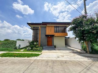 For sale House and Lot at Venare, Nuvali, Calamba Laguna