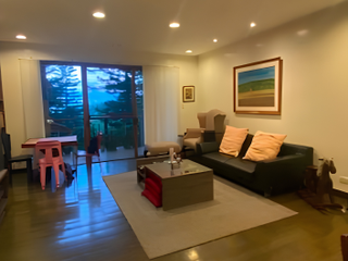 3BR Unit with 2 Parking Slots for Sale at The Woodridge Place, Tagaytay