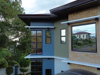 HOUSE & LOT FOR SALE – CAMAYA COAST, MARIVELES, BATAAN