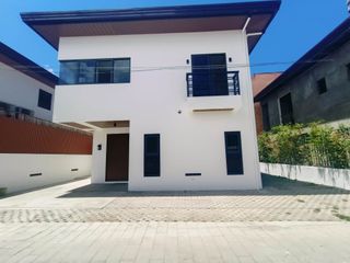 Brand New 3BR House for Sale in Greenheights Village, Parañaque City SD