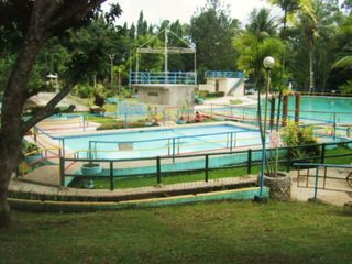 🏊🏻‍♀️🌿𝐅𝐎𝐑𝐌𝐄𝐑 𝐆𝐀𝐑𝐃𝐄𝐍 𝐑𝐄𝐒𝐎𝐑𝐓 – 𝟐.𝟗 𝐇𝐄𝐂𝐓𝐀𝐑𝐄𝐒 𝐑𝐄𝐀𝐃𝐘 𝐅𝐎𝐑 𝐑𝐄𝐃𝐄𝐕𝐄𝐋𝐎𝐏𝐌𝐄𝐍𝐓