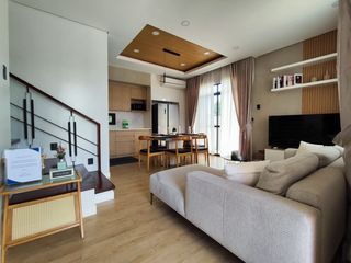 5BR Fully Furnished House with 2-Car Garage in Lipa