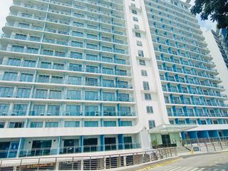 CONDO FOR SALE 2 BEDROOM FACING BEACH VIEW IN AZURE URBAN RESORT RESIDENCES