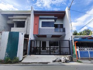 Two Storey Duplex Townhouse for Sale in Valley 6 San Isidro Paranaque  - JB
