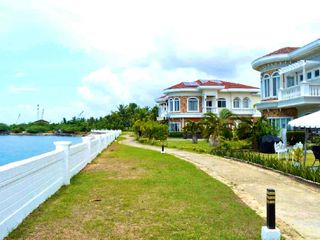 House with Seaview 3 Bedrooms Fully Furnished
