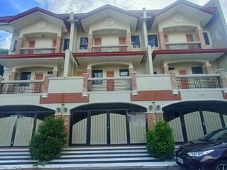 Near SM BF For Sale Three Storey Townhouse in San Antonio Paranaque - JB