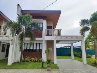 2-Storey Single Attached House in Inosloban, Lipa City