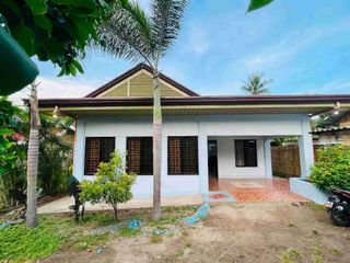 3 Bedrooms House and Lot For Rent in Dauin 10 Mins Walk to the Beach