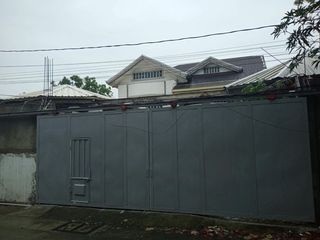 MULTI USE PROPERTY Residential house..  FOR RENT or SALE VALENZUELA