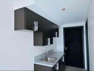 For Sale 1 Bedroom w/ Balcony Rent to own Ready for occupancy RFO The Rochester Garden in Pasig near BGC Airport Makati Ortigas