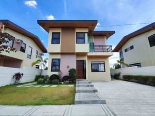 5BR 2-Storey House & Lot in Mabini, Lipa City