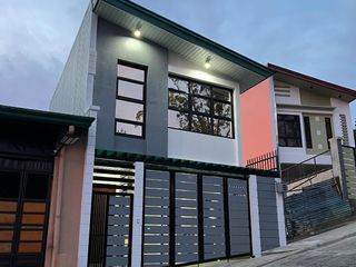 7.5M | Brand New 3 Storey House & Lot with Overlooking View  For Sale in Irisan Baguio City - LSS