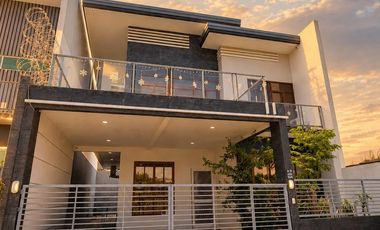 FIERY SALE PRE-OWNED TWO STOREY MODERN HOUSE WITH POOL IN KOREAN TOWN NEAR CLARK CITY
