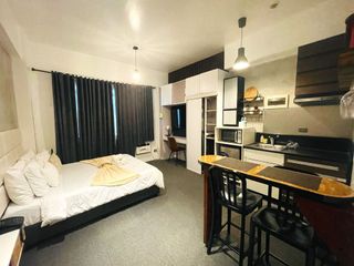 Semi-Furnished 1 Bedroom Condo for Sale in Morgan Suites Residences McKinley Taguig City