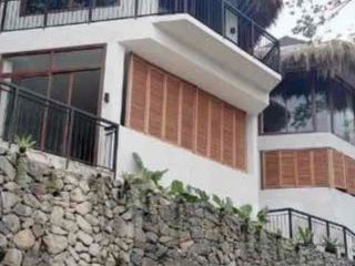 seaside Vacation Home for Sale
