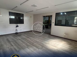 FOR LEASE: Spacious 2-Storey Warehouse in Industrial Zone – Caloocan City