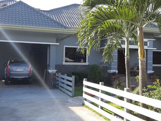 Cozy House for sale with 6 bedrooms and pool in Dila Dila, Sta. Rita, Pampanga