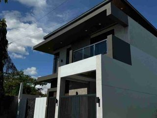HOUSE & LOT FOR SALE IN GUAGUA PAMPANGA
