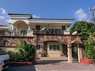 8 Bedroom 8BR  House and Lot for Sale in Bayview Village Parañaque City 570 sqm