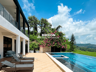 Luxury Hillside 4BR House with Infinity Pool for Sale in Clark | ₱60M Leasehold | Sun Valley