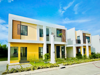 Resort Living at Home |  4BR House & Lot – Tanza
