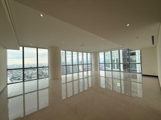 Park Central Towers North 3-Bedroom Glass Suite Corner For Sale/Lease