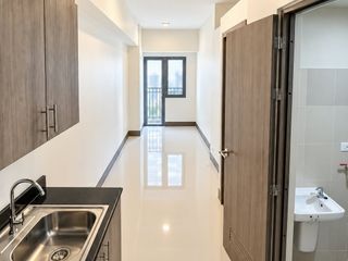 FOR RENT | BARE STUDIO with BALCONY @FAME RESIDENCES