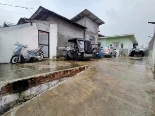 HOUSE AND LOT FOR SALE WITH POOL AND FISH POND