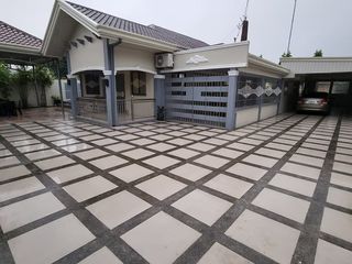 Bungalow House and Lot for sale with 4 bedrooms and pool in Arayat near to Magalang downtown