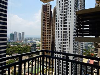 2BR Corner Unit with Parking Slot for Rent in Travertine at Portico, Pasig (Near Ortigas & BGC)