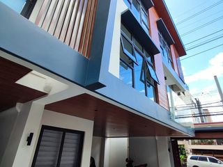 Townhouse For Sale Inner Unit in Cubao Quezon City near Camp Crame, Ali Mall, Gateway Mall, EDSA Quezon City SD