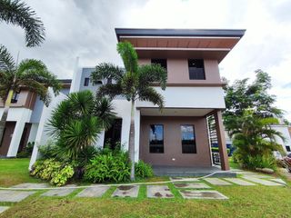 2-Storey Single Attached House in Bugtong na Pulo, Lipa City