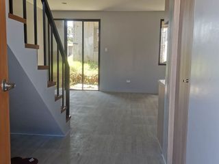 BATULAO19X3: For Sale Unfurnished 3BR Unit with Balcony and Parking in Batulao Artscapes