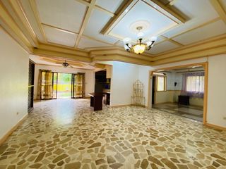 SPACIOUS BUNGALOW HOUSE WITH WIDE GARDEN FOR RENT!