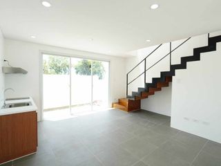 BATULAOV1B12XX: For Sale Semi Furnished 2BR Town House in Batulao Artscapes Commune
