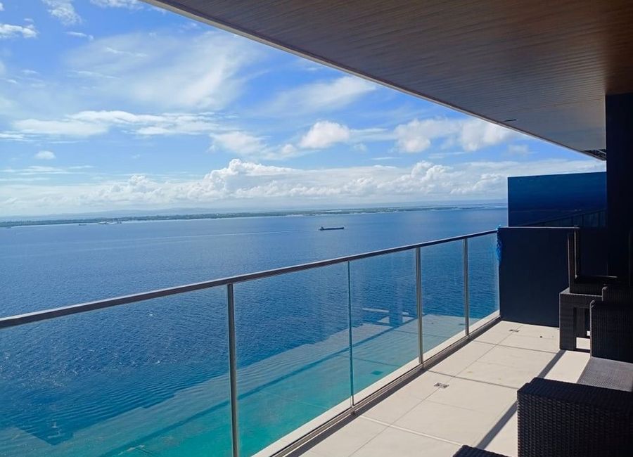A Beachfront Luxury Condo for Rent in Mactan Lapu-Lapu, Cebu.