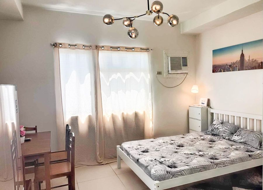 Studio corner unit for sale in Cebu City with sea view