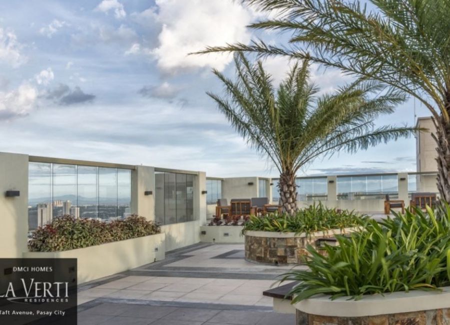 For RENT: LAVERTI RESIDENCES STUDIO unit near Makati and Schools in LRT Buendia Pasay