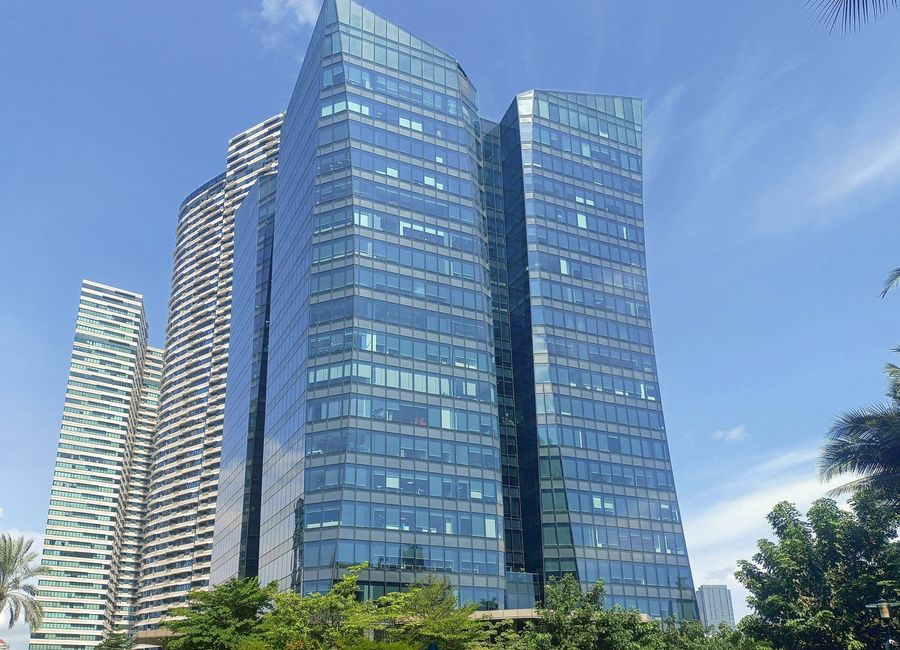 Professional office space in Regus 8 Rockwell on fully flexible terms