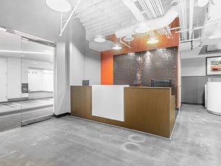 Regus One Vertis Plaza